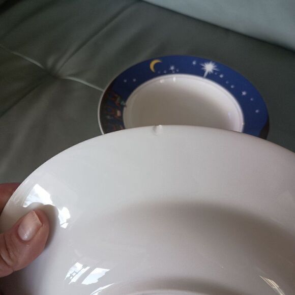 Janet Ellen Nativity Scene Rimmed Soup Salad Bowl Nathan Pinnock Set of 3 - READ - Picture 2 of 7